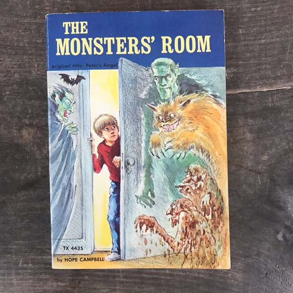 🍁 5 for $20 - vintage book The Monster’s Room - Picture 1 of 3